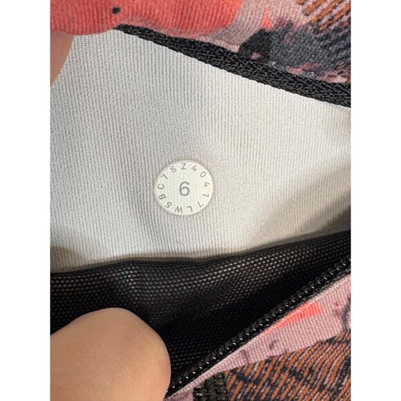 Lululemon Speed Up Tight 28" Inseam Pattern Multi-sz 6 - Picture 3 of 9